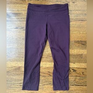 Lululemon Boysenberry Pace Perfect Crop Leggings